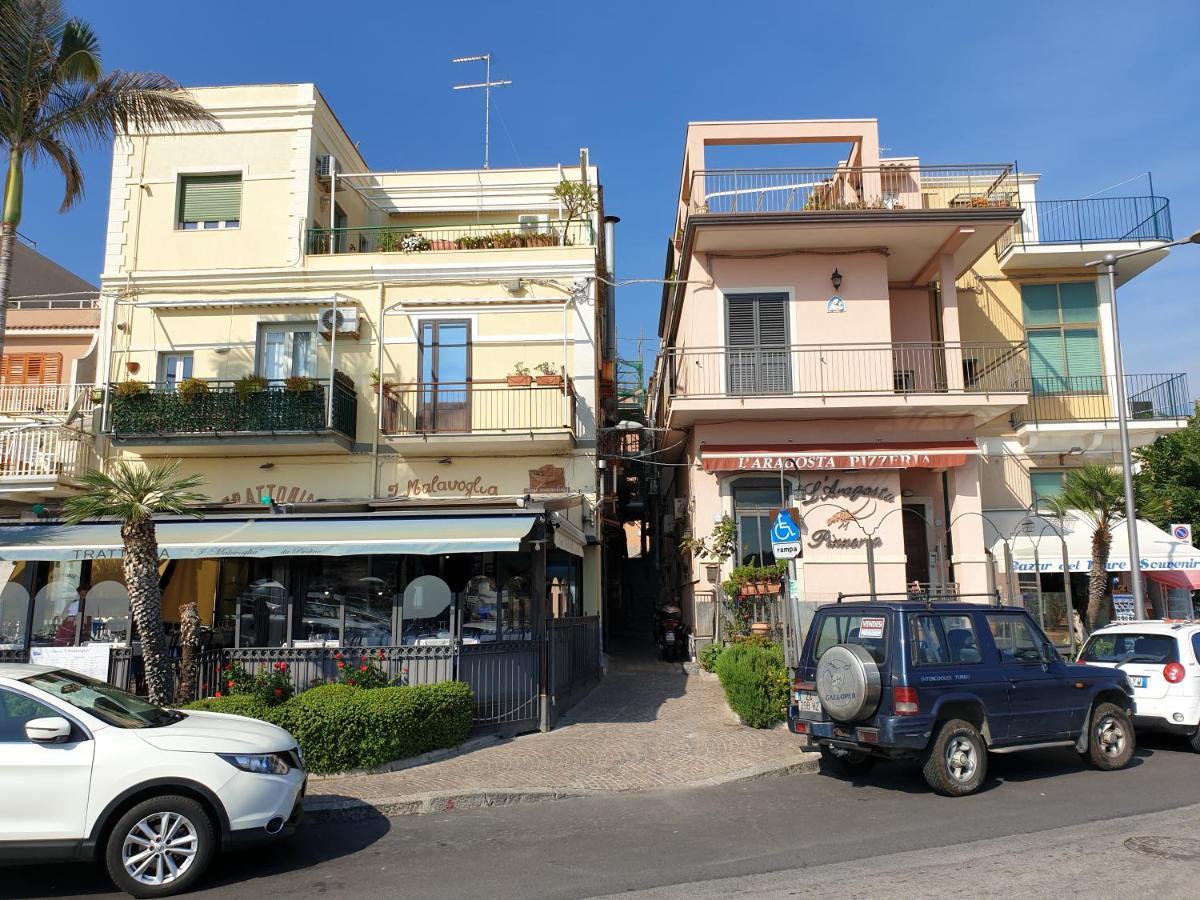 Casa Alessia Apartment Aci Castello Luaran gambar